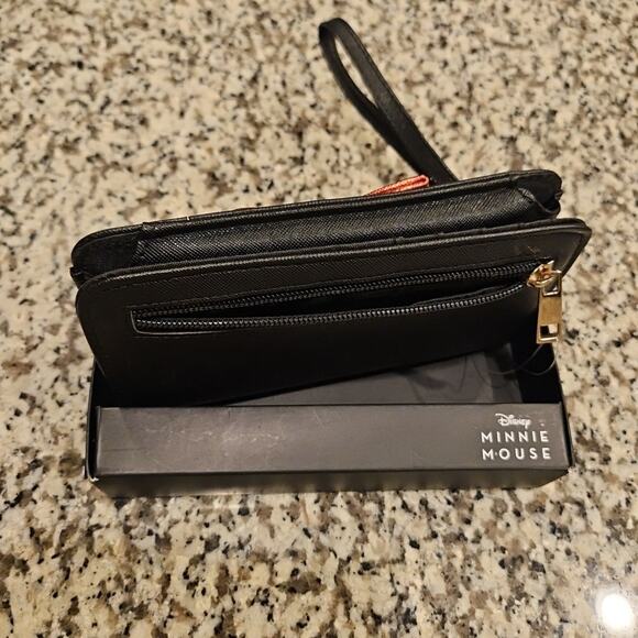 New Disney Minnie Mouse Wallet - Picture 5 of 9